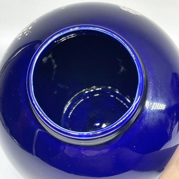 Vintage‎ Japanese Ginger Jar Urn with Lid Cobalt Blue Floral 8.5" - Picture 9 of 9